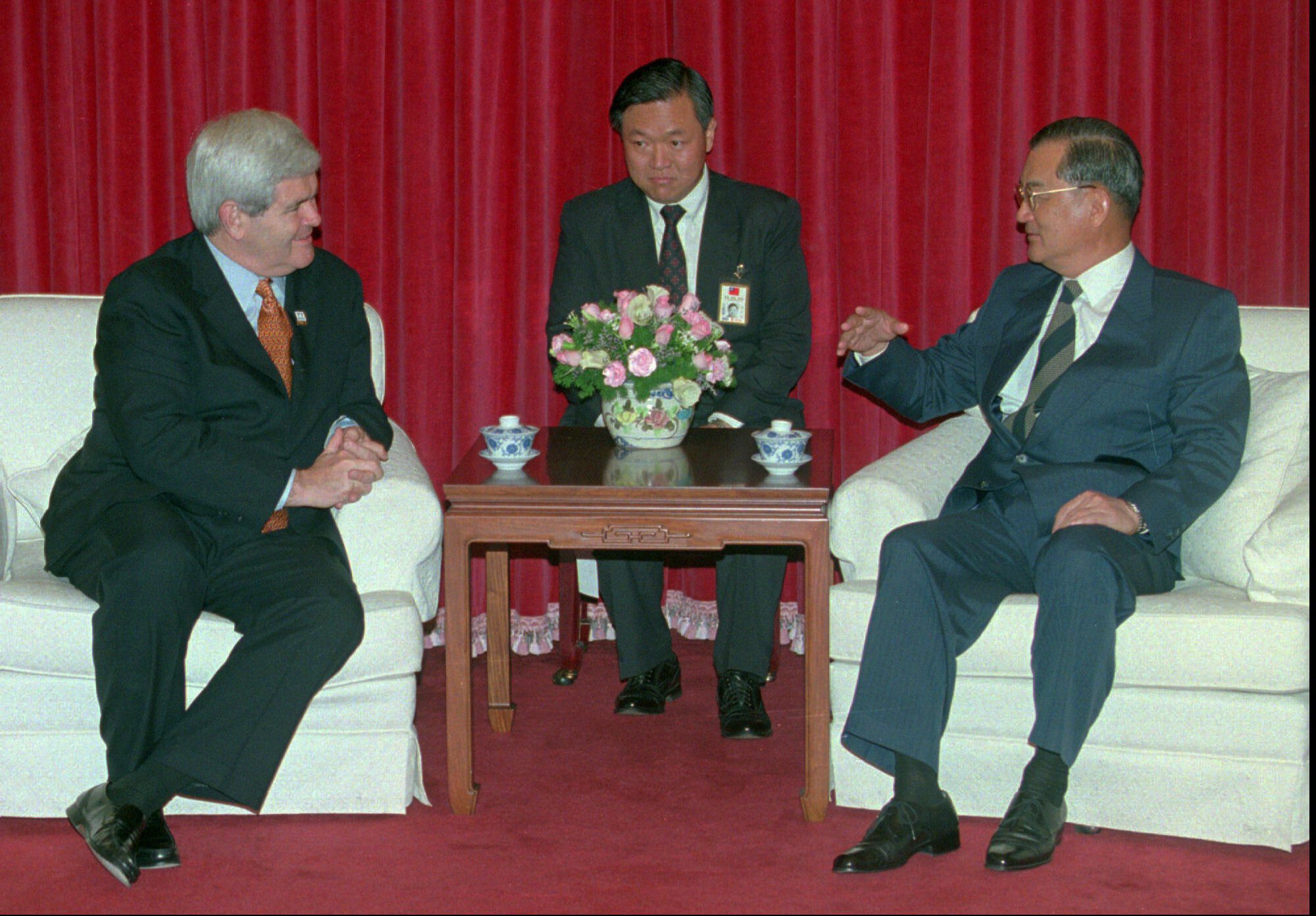 Former US House Speaker Newt Gingrich meets with Taiwanese Vice President and Premier Lien Chan during a brief visit to Taiwan in April