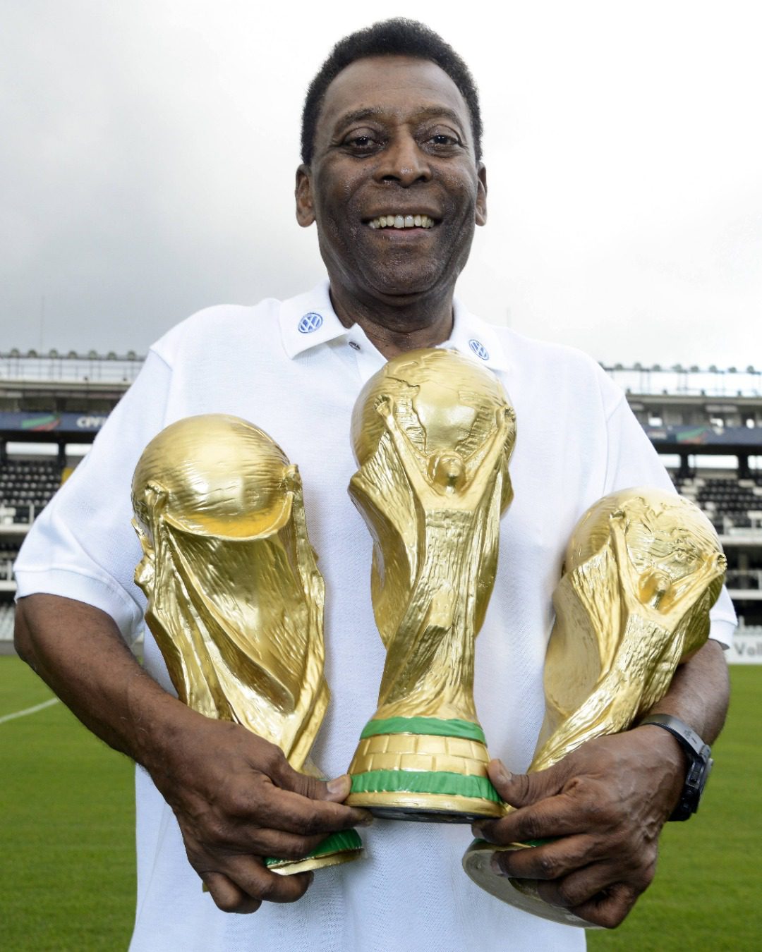 Pele is dead at Sao Paulo hospital in Brazil